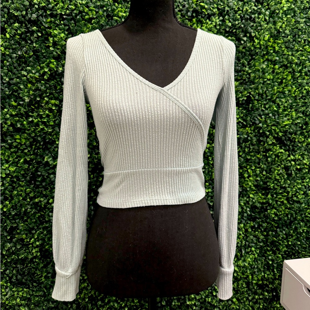 mint long sleeve top